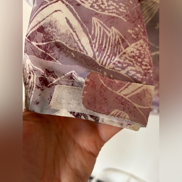 Roxy Snowboard Jacket​ - Picture 6 of 15